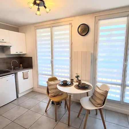 Cosy Et Elegant Avec Place Privee *