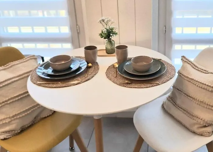 公寓 Cosy Et Elegant Avec Place Privee *