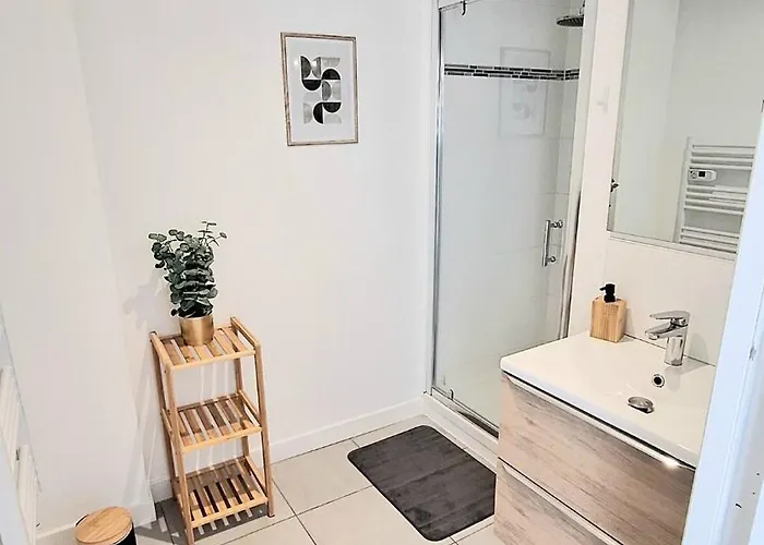 Cosy Et élégant Avec Place Privée Appartamento *